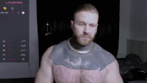 Snapshot of master_oil chatting on February 15, 8:54 pm Huge Alex online show from February 15, 8:54 pm