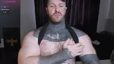 Snapshot of master_oil chatting on October 2, 2:24 pm Huge Alex online show from October 2, 2:24 pm