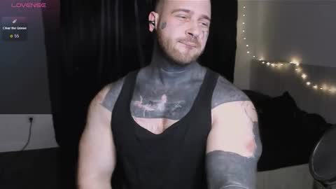 Snapshot of master_oil chatting on November 21, 5:50 am Huge Alex online show from November 21, 5:50 am