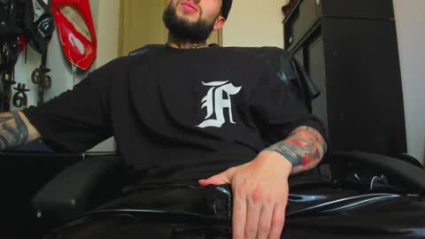 steven  online show from January 15, 9:51 pm