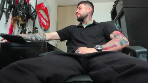 steven  online show from January 30, 3:19 pm