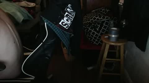 Snapshot of masterbatemike1 chatting on December 12, 1:06 pm MasterbateMike online show from December 12, 1:06 pm