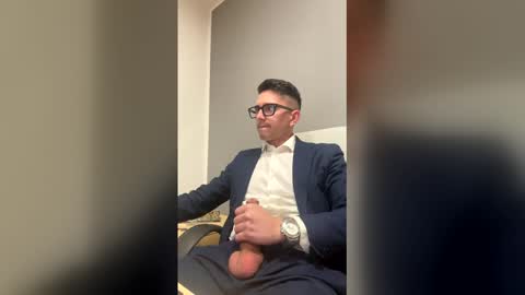 Snapshot of masterboss_fl chatting on April 15, 11:50 am Master Boss online show from April 15, 11:50 am