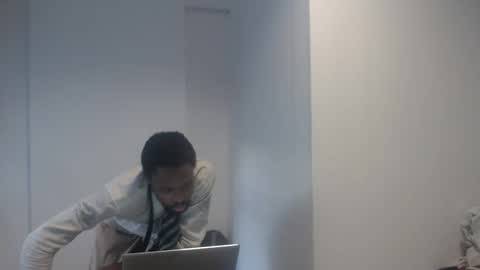 Snapshot of masterdomfuck chatting on January 13, 9:52 pm Masterdomfuck online show from January 13, 9:52 pm