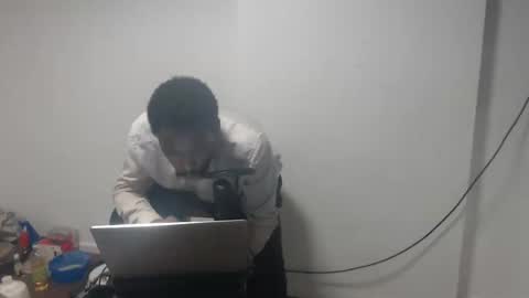 Snapshot of masterdomfuck chatting on January 16, 12:02 am Masterdomfuck online show from January 16, 12:02 am