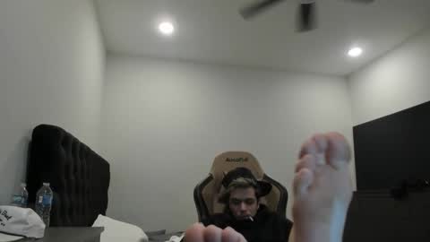 Snapshot of masterjizz1_0 chatting on February 22, 5:12 am masterjizz1_0 online show from February 22, 5:12 am