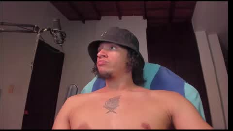 Juan Independent Model online show from February 20, 5:23 am