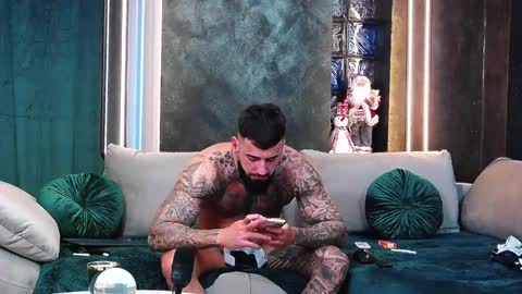 masterkingofmuscle online show from December 2, 12:51 pm