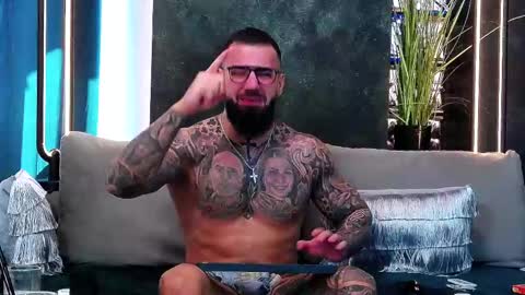 masterkingofmuscle online show from March 5, 10:11 am