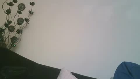 Snapshot of masterpapasit0 chatting on October 20, 6:58 am masterpapasit0 online show from October 20, 6:58 am