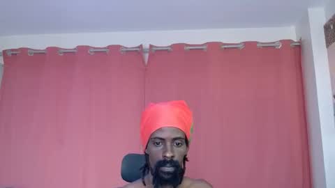 Snapshot of masterr_bate chatting on September 28, 6:52 am Marl online show from September 28, 6:52 am