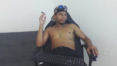 masters_latins online show from July 28, 4:39 pm