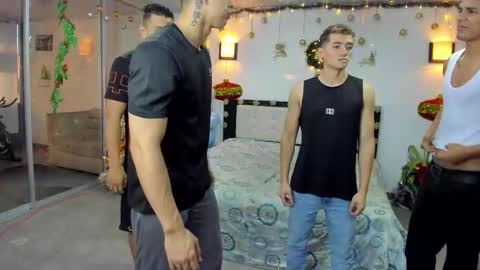 Team Cris Darwin- Fernando- Stiven- David online show from December 17, 11:27 am