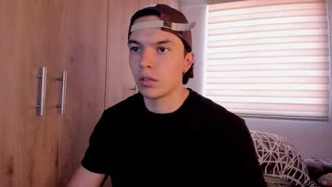 mastrangelo_x online show from November 22, 8:08 pm