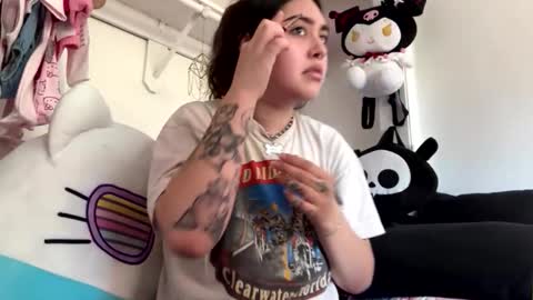 Snapshot of masturbatingmariamiller chatting on November 15, 8:27 pm masturbatingmariamiller online show from November 15, 8:27 pm