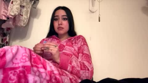 Snapshot of masturbatingmariamiller chatting on November 27, 8:27 am masturbatingmariamiller online show from November 27, 8:27 am