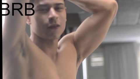 Snapshot of mat_kush chatting on January 20, 5:37 am Matt online show from January 20, 5:37 am