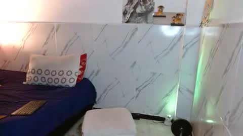 Matt online show from December 17, 12:27 am