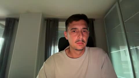 Snapshot of matahavi chatting on June 14, 6:43 pm Aaron online show from June 14, 6:43 pm