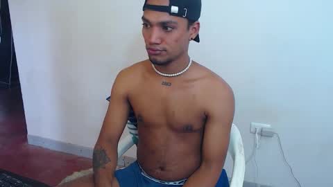 Mateo and Noah online show from February 8, 2:20 pm