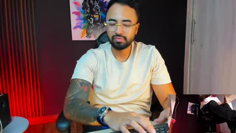 Snapshot of mateobeta chatting on November 10, 11:37 pm mate online show from November 10, 11:37 pm