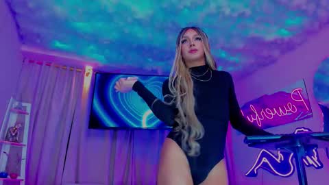 Powerfull  online show from September 27, 7:30 pm