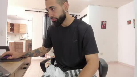 Snapshot of matheusbeard2 chatting on April 17, 2:20 pm Matheus online show from April 17, 2:20 pm