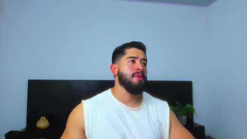 Snapshot of mathew_flintt chatting on October 12, 9:14 pm Mathew Flintt  online show from October 12, 9:14 pm