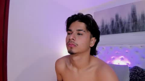 Mathew online show from October 20, 6:52 pm