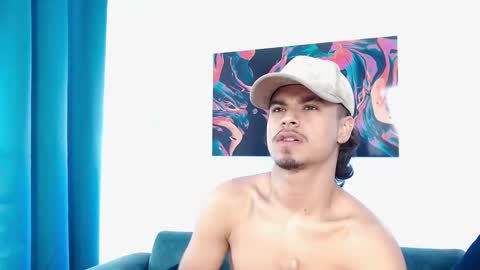 Mathew online show from December 22, 6:49 pm