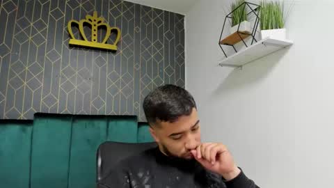 Snapshot of mathews_colton1 chatting on February 12, 11:49 am Mathews online show from February 12, 11:49 am