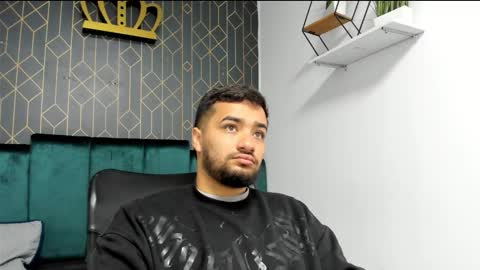 Snapshot of mathews_colton1 chatting on February 18, 11:39 am Mathews online show from February 18, 11:39 am