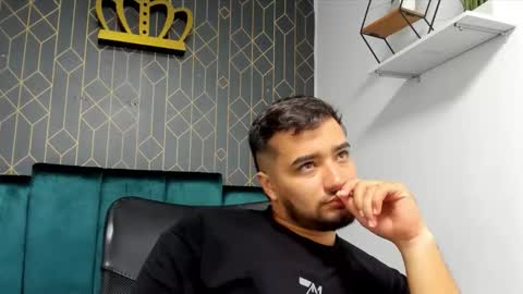 Snapshot of mathews_colton1 chatting on February 25, 11:53 am Mathews online show from February 25, 11:53 am