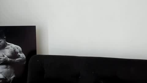 Snapshot of mathews_roses chatting on October 7, 2:25 pm Marck Mathews online show from October 7, 2:25 pm