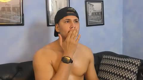 mathias cocks online show from September 17, 4:47 am