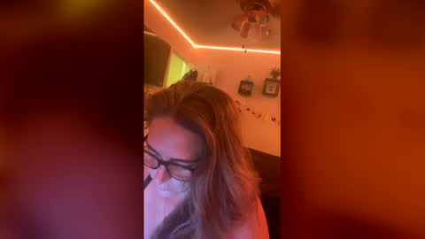 mathislauraashley2023 online show from April 12, 10:15 pm