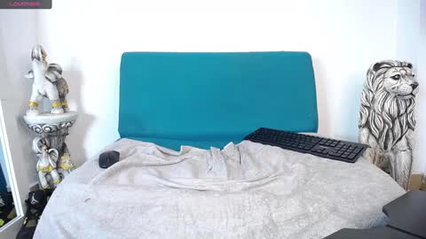  MATIAS COSTA  online show from December 13, 12:53 am