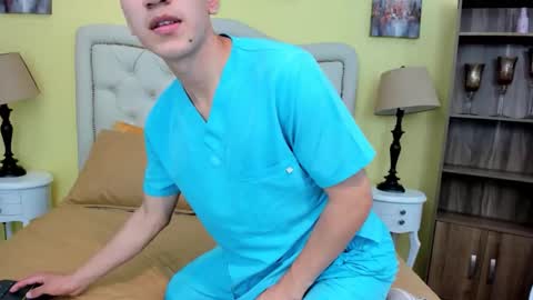 Matias Jeong  online show from November 25, 7:14 pm