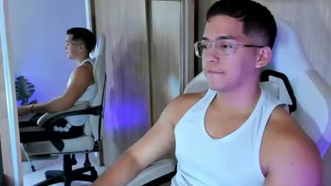 matias_strong1 online show from August 9, 11:48 am