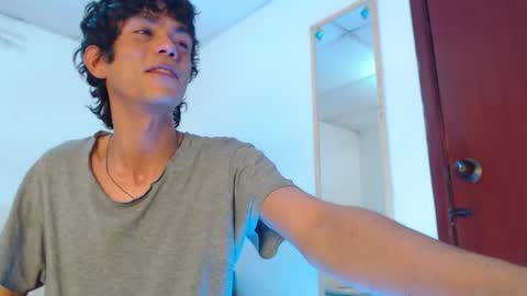 matiasganthier online show from September 15, 8:42 pm