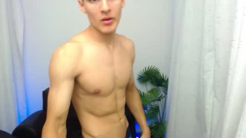 Matias online show from December 2, 2:12 pm