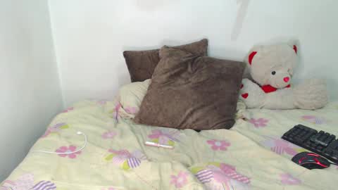 Mathi online show from December 6, 2:46 am