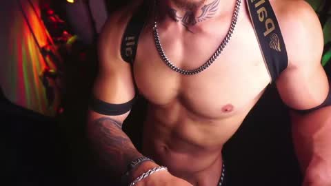matius online show from April 18, 7:18 pm