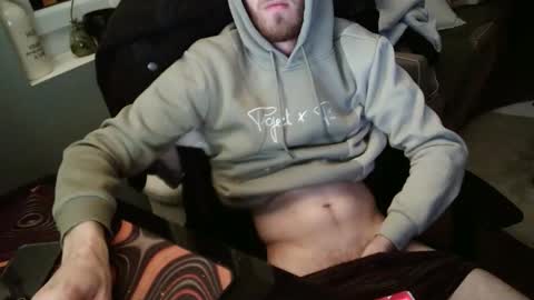 matt1q237916 online show from May 8, 11:54 pm