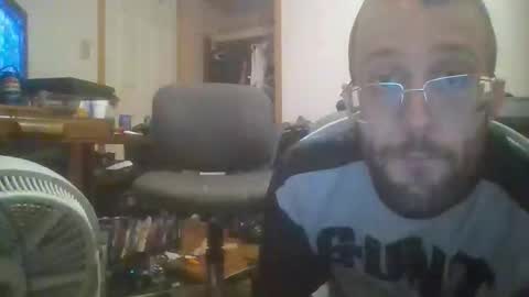 matt48195571828 online show from November 29, 10:29 am