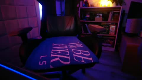 MRD online show from June 25, 1:59 pm