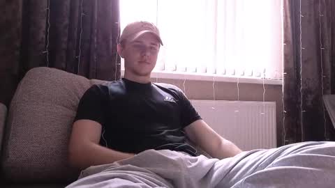 Snapshot of matt_aniston chatting on March 6, 12:09 pm Matt online show from March 6, 12:09 pm