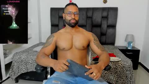 matt rodriguez92 online show from November 14, 9:46 pm