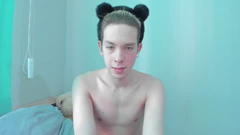 Snapshot of matt_spark chatting on February 7, 7:29 am Matt online show from February 7, 7:29 am