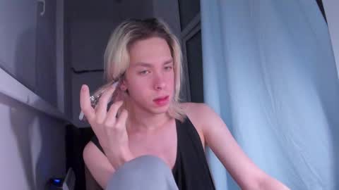 Snapshot of matt_spark chatting on February 27, 12:54 am Matt online show from February 27, 12:54 am